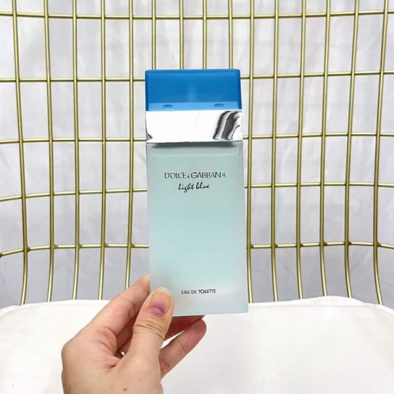 Light Blue Eau De Toilette-100ml